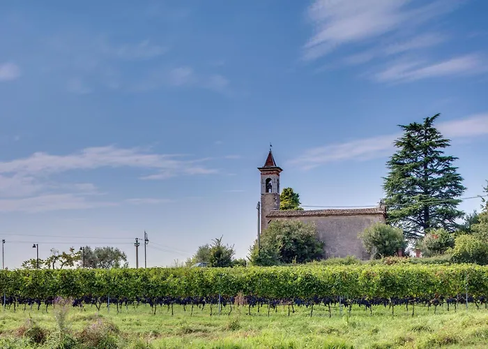 アパートホテル Tenuta Di Palu 4*