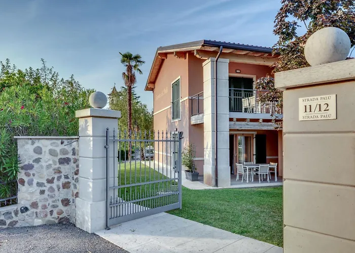 شقة فندقية Tenuta Di Palu 4*